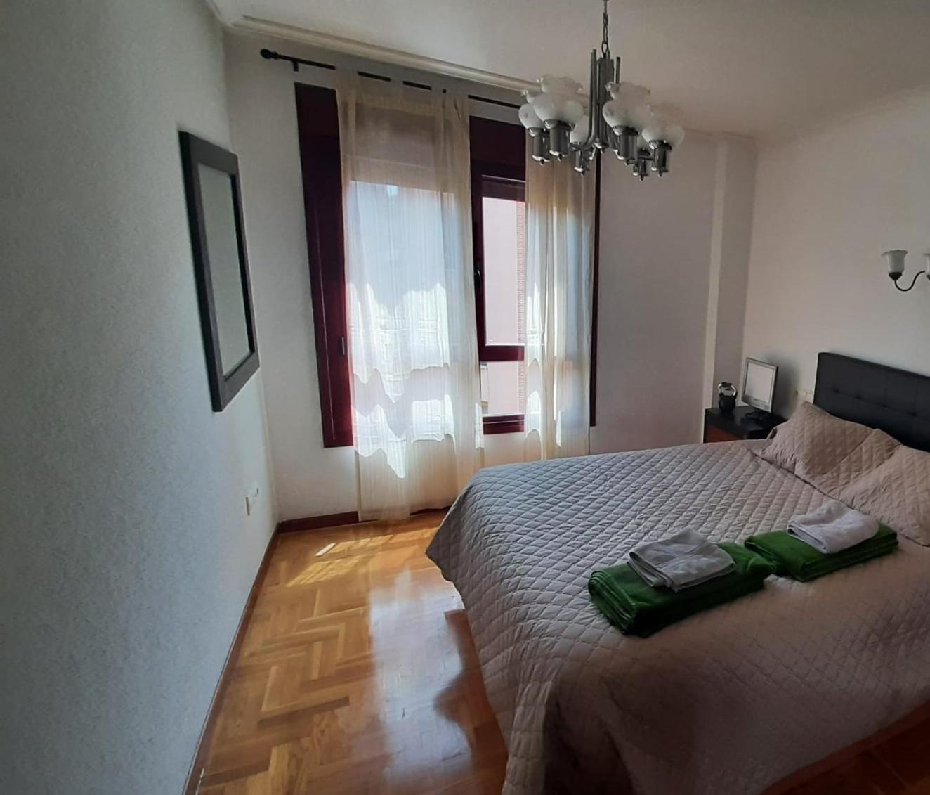Sar Inn - Garaje Incluido Авила Экстерьер фото