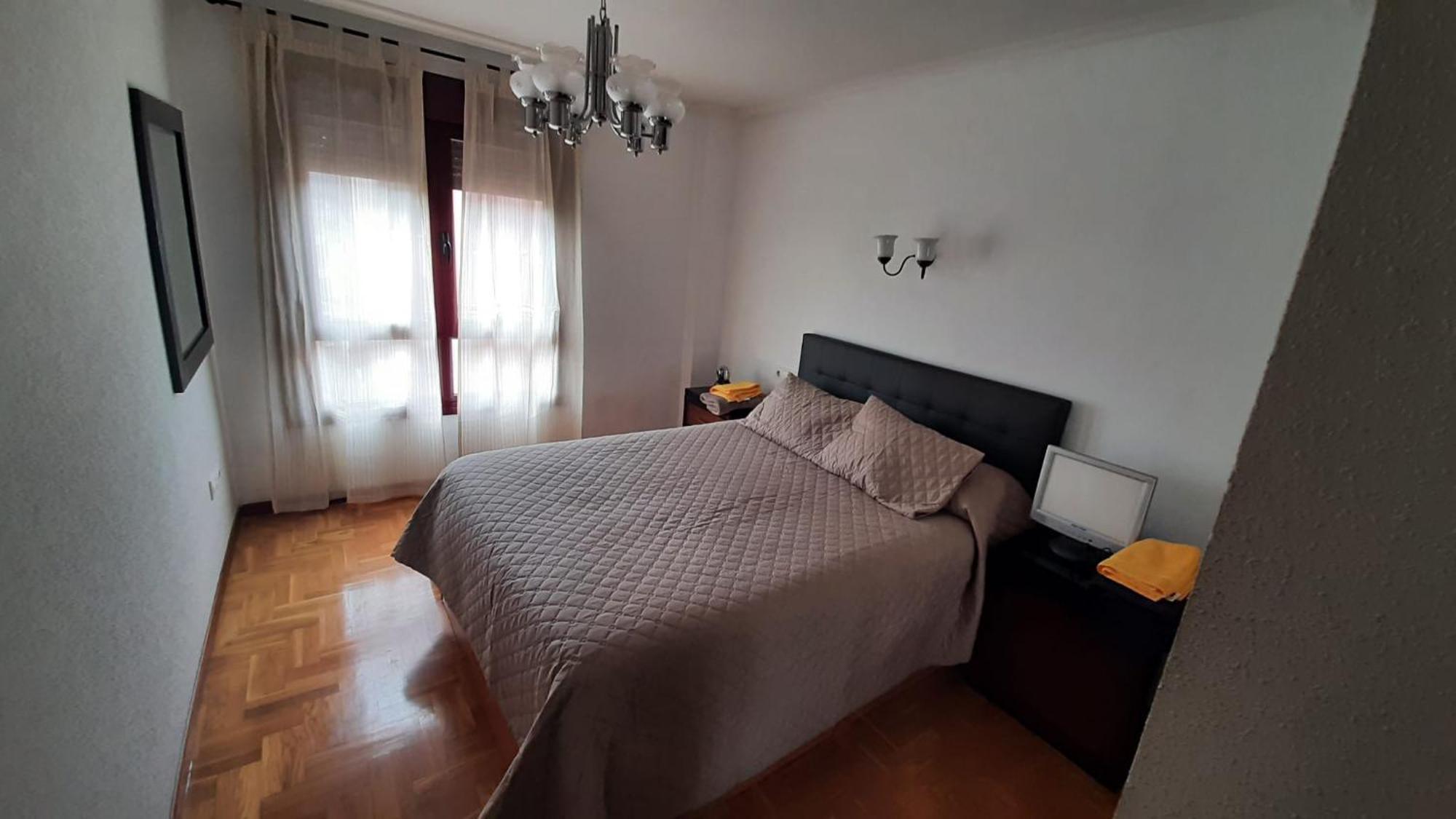 Sar Inn - Garaje Incluido Авила Экстерьер фото